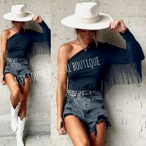 ⭐🆕 Restocked Boho cowgirl Black one sleeve fringe bodysuit